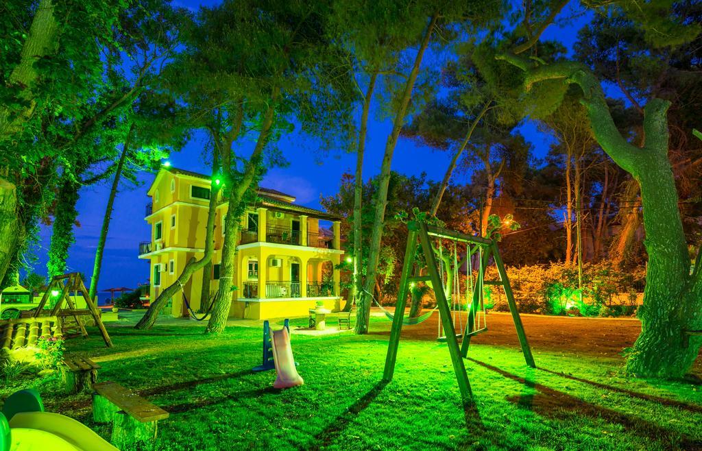 Zarkadis Beach Apartments Tsiliví Eksteriør bilde