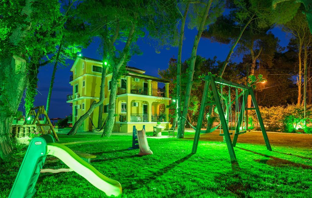 Zarkadis Beach Apartments Tsiliví Eksteriør bilde